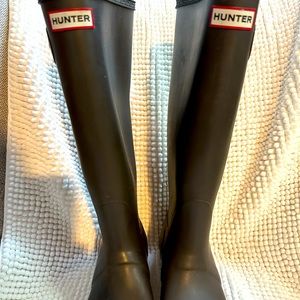 Never worn. Tall Hunter boots   Size 8